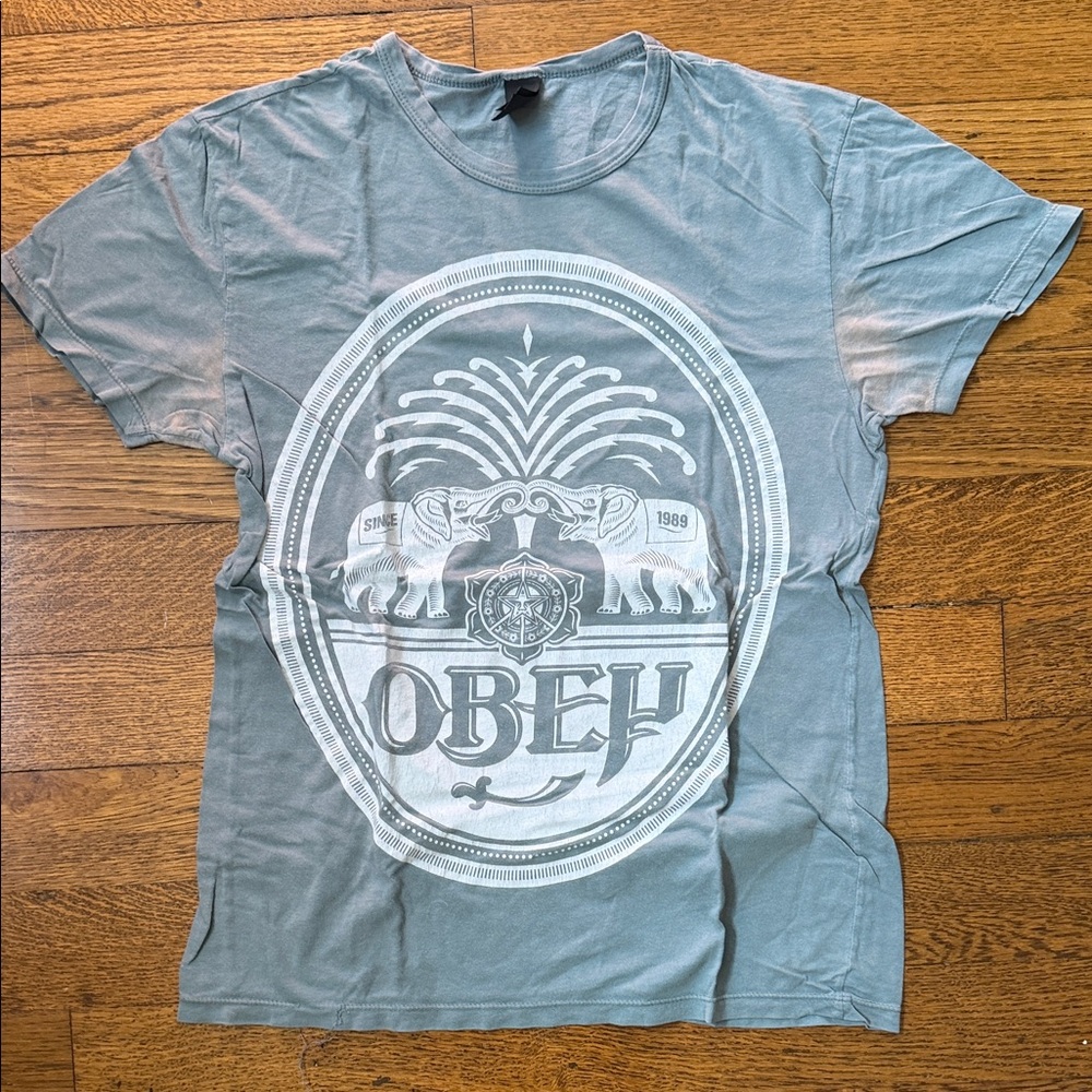 Obey Men's Light Gray Graphic Tee with Elephant Crest